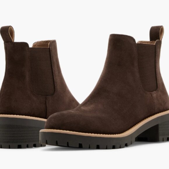 Blondo Waterproof Lug Sole Chelsea Boot (Women) - Picture 3 of 6